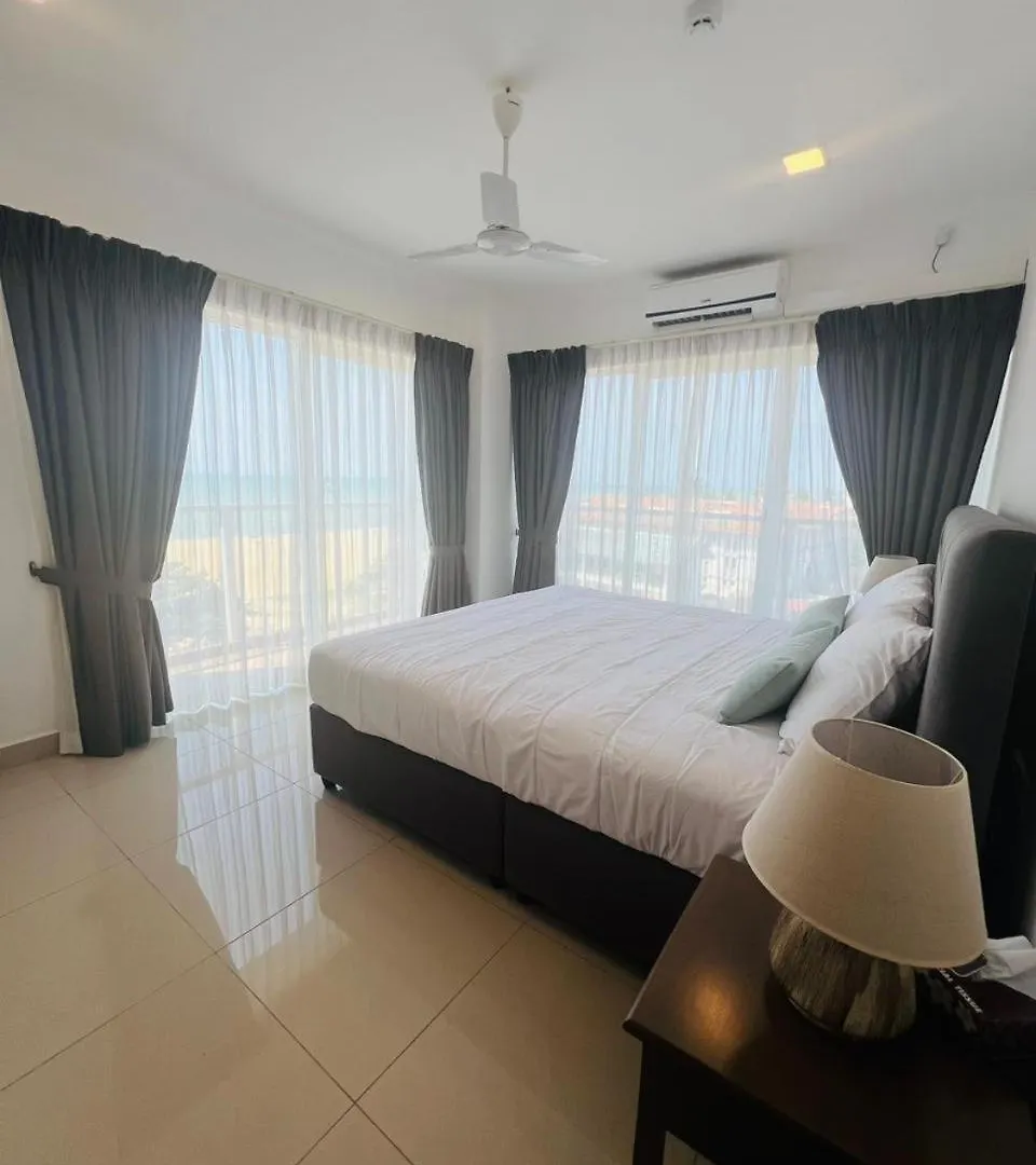Esta - Sea View Luxury Beach Apartment Negombo Sri Lanka